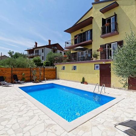 Holiday Home Vlady By Rent Istria Buje Eksteriør billede