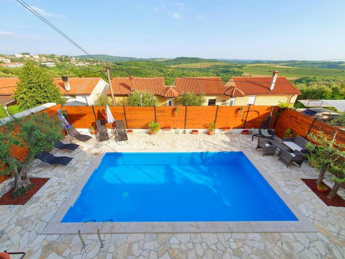 Holiday Home Vlady By Rent Istria Buje Eksteriør billede