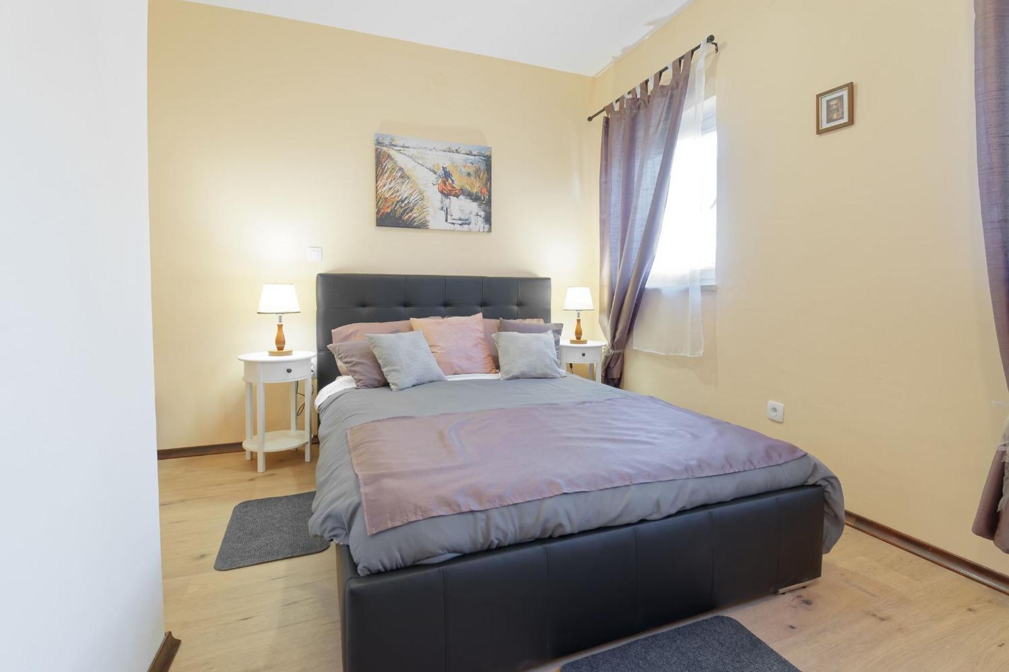 Holiday Home Vlady By Rent Istria Buje Eksteriør billede