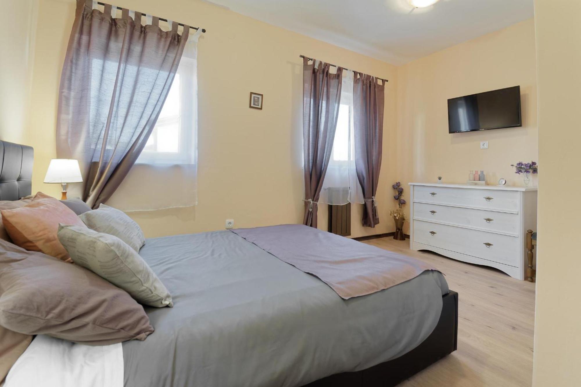 Holiday Home Vlady By Rent Istria Buje Eksteriør billede
